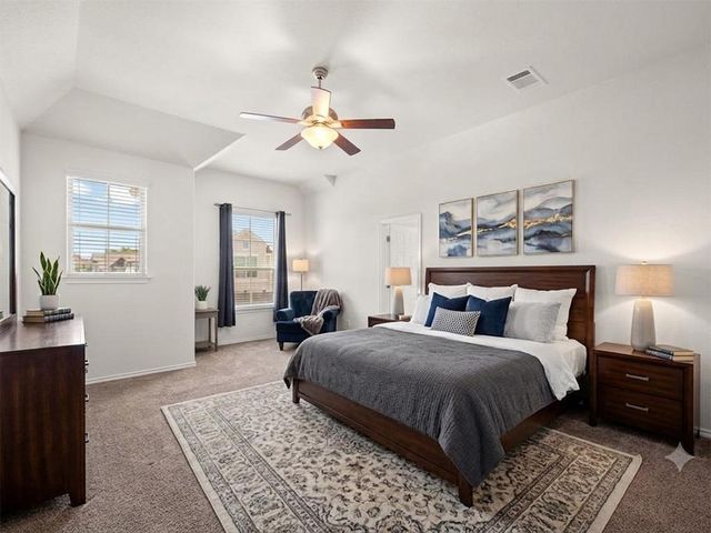 2105 Town Centre DR 44, Round Rock, TX 78664