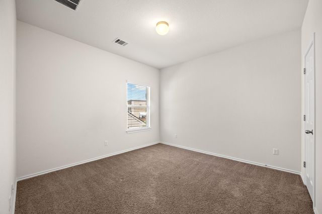 2105 Town Centre DR 44, Round Rock, TX 78664