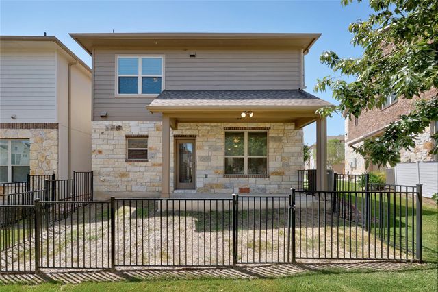 2105 Town Centre DR 44, Round Rock, TX 78664