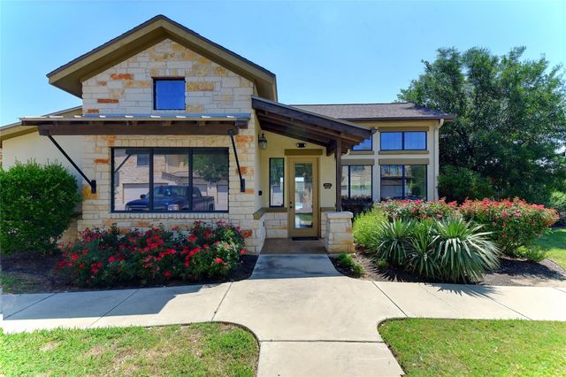2105 Town Centre DR 44, Round Rock, TX 78664