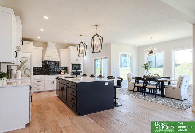 10110 S 191 Street, Gretna, NE 68136