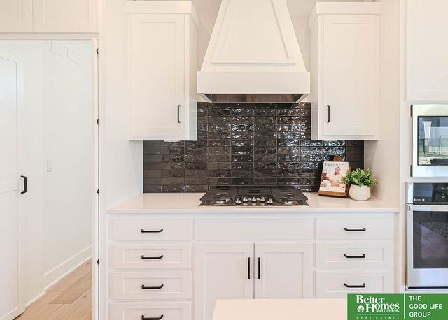 10110 S 191 Street, Gretna, NE 68136