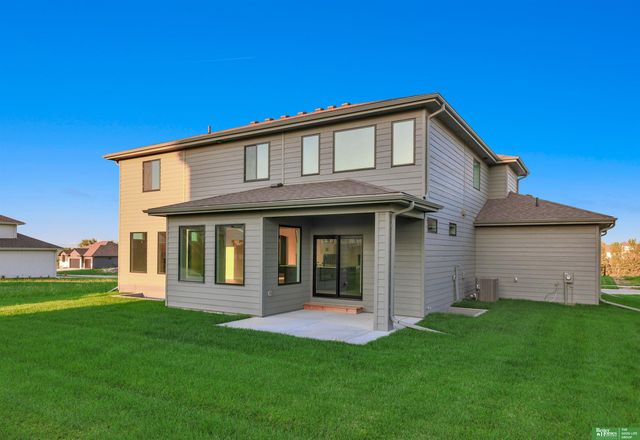 10110 S 191 Street, Gretna, NE 68136