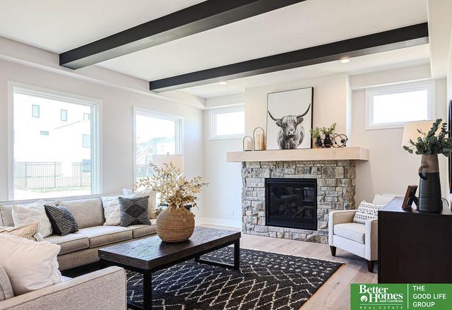 10110 S 191 Street, Gretna, NE 68136