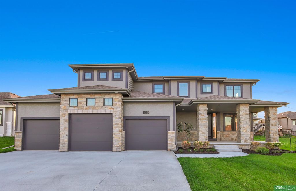 10110 S 191 Street, Gretna, NE 68136