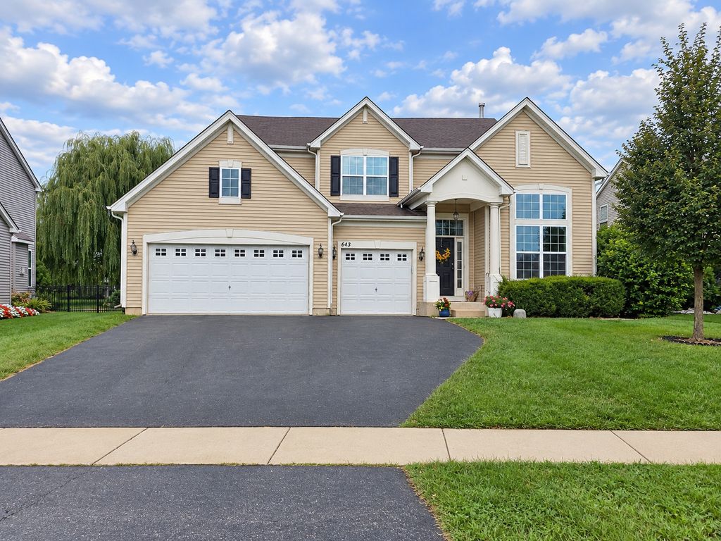 643 Seneca Street, Volo, IL 60073