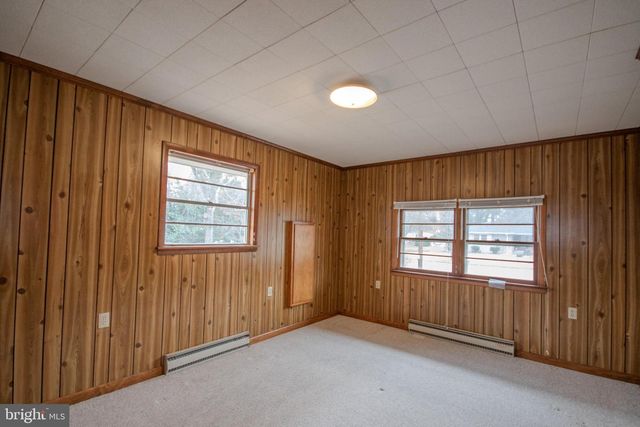 633 RIDGE RD, Salisbury, MD 21801