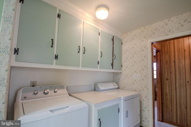 633 RIDGE RD, Salisbury, MD 21801