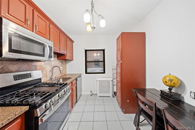 240 Halstead Avenue A3, Harrison, NY 10528