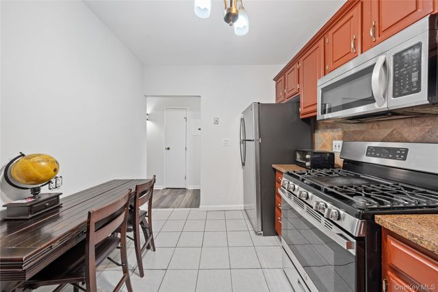 240 Halstead Avenue A3, Harrison, NY 10528