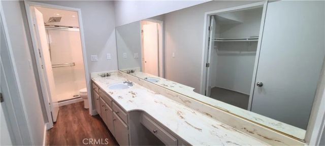 5320 Zelzah Avenue 201, Encino, CA 91316