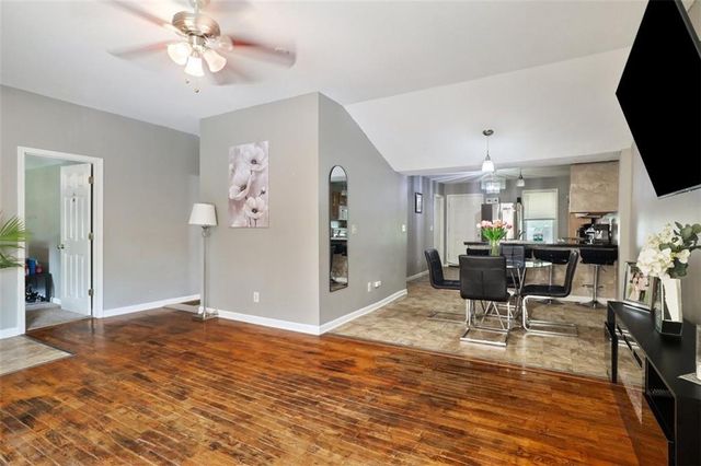 520 E Fair Street, Independence, MO 64055
