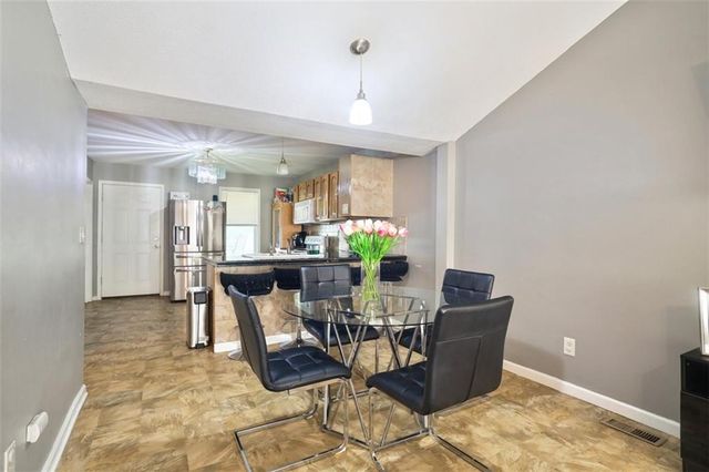 520 E Fair Street, Independence, MO 64055