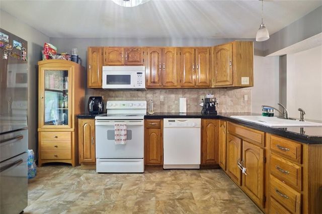 520 E Fair Street, Independence, MO 64055