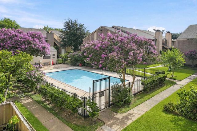 10211 Sugar Branch Drive 368, Houston, TX 77036