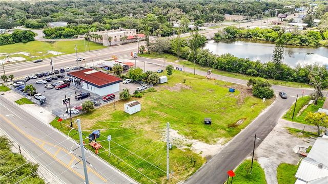 203 1ST STREET NW, Ruskin, FL 33570