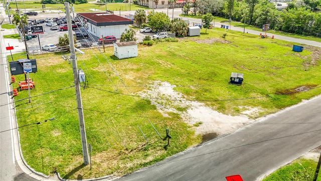 203 1ST STREET NW, Ruskin, FL 33570