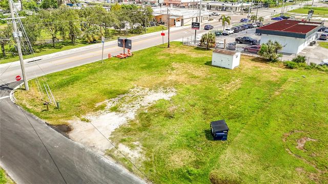 203 1ST STREET NW, Ruskin, FL 33570