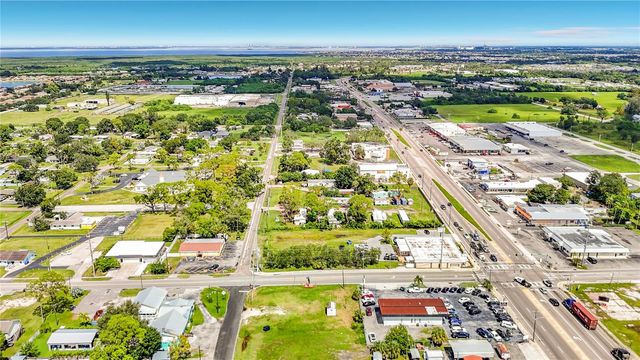 203 1ST STREET NW, Ruskin, FL 33570