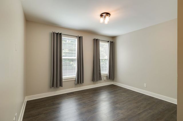 2128 Ravenscourt Dr, Thompsons Station, TN 37179