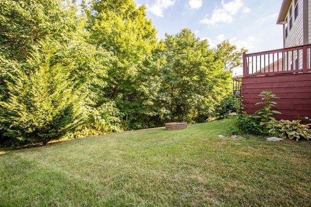 2128 Ravenscourt Dr, Thompsons Station, TN 37179