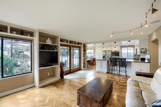 11323 Alejo Lane, San Diego, CA 92124