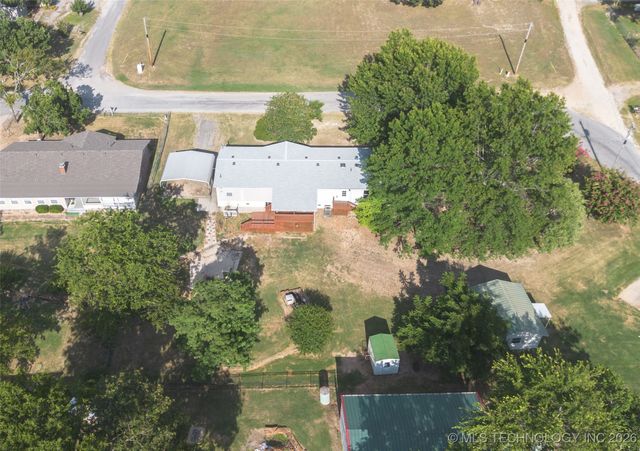 33 E Center Street, Salina, OK 74365