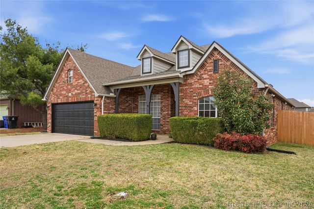 804 E Seattle Street, Broken Arrow, OK 74012