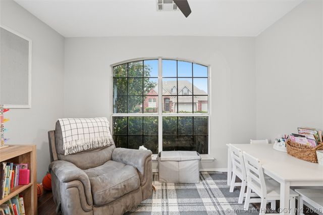 804 E Seattle Street, Broken Arrow, OK 74012