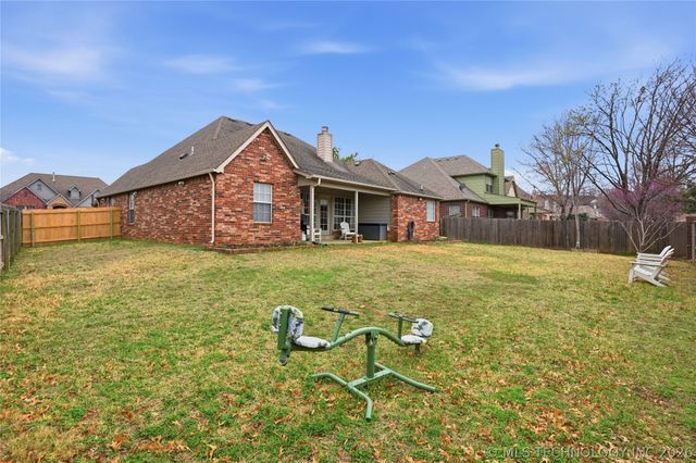 804 E Seattle Street, Broken Arrow, OK 74012