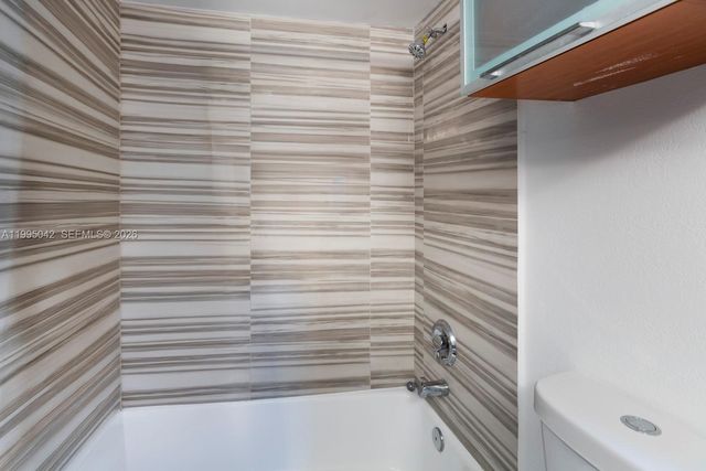 1351 NE 191 St E 106, Miami, FL 33179