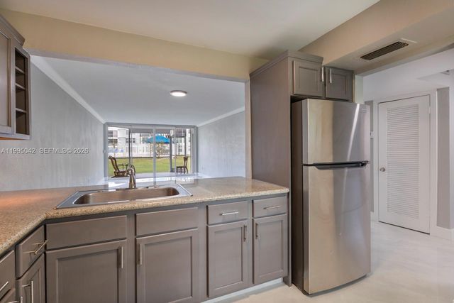 1351 NE 191 St E 106, Miami, FL 33179