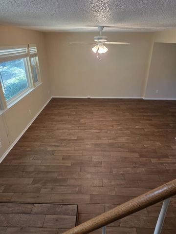 368 Westview Terrace, Arlington, TX 76013