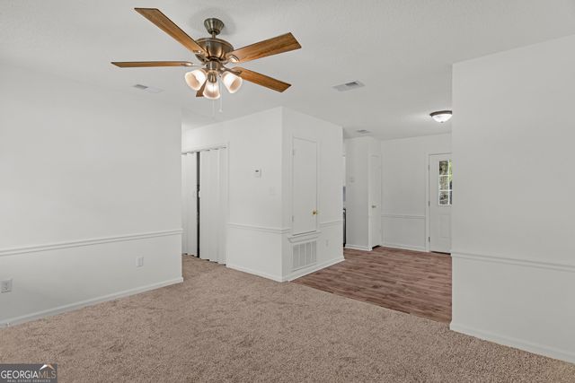 202 Sequoia Circle, Hinesville, GA 31313