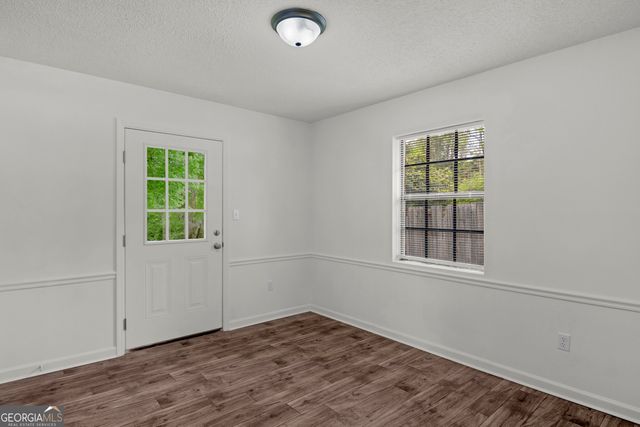 202 Sequoia Circle, Hinesville, GA 31313