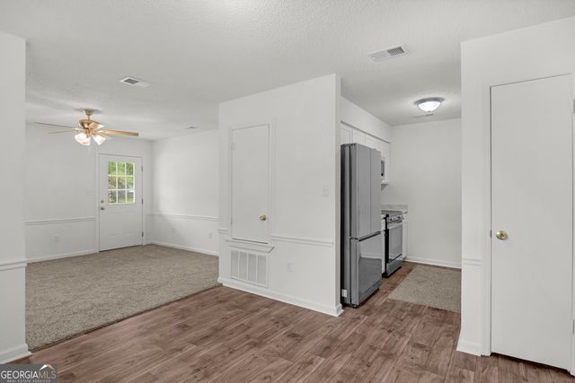 202 Sequoia Circle, Hinesville, GA 31313