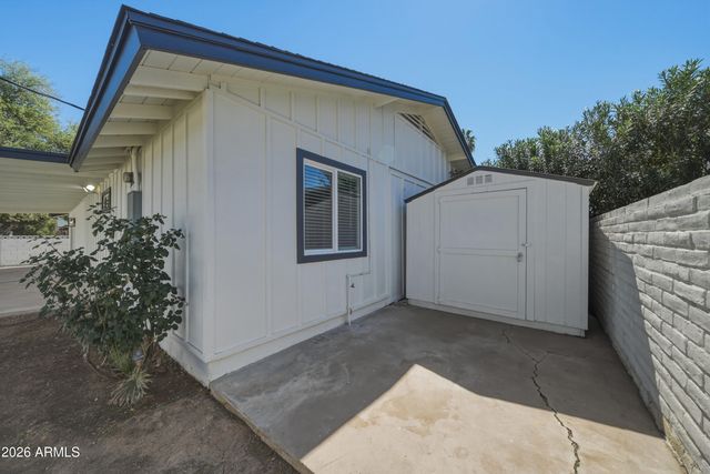 564 W Dublin Street, Chandler, AZ 85225