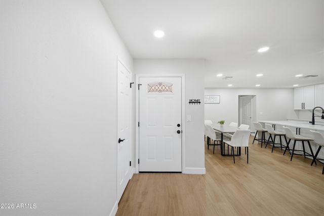 564 W Dublin Street, Chandler, AZ 85225