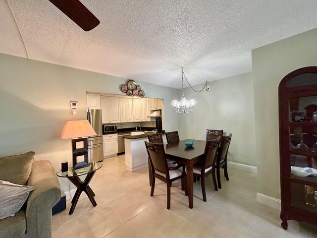 140 Lake Pine Circle A-1, Greenacres, FL 33463