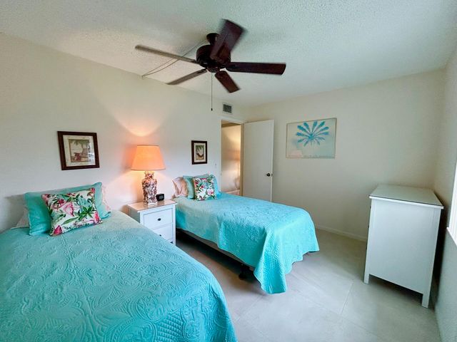 140 Lake Pine Circle A-1, Greenacres, FL 33463