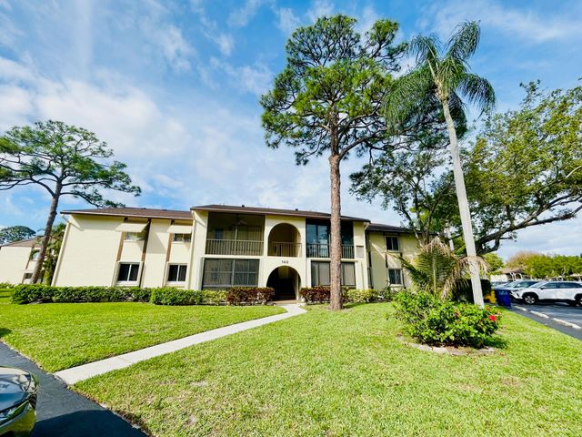 140 Lake Pine Circle A-1, Greenacres, FL 33463