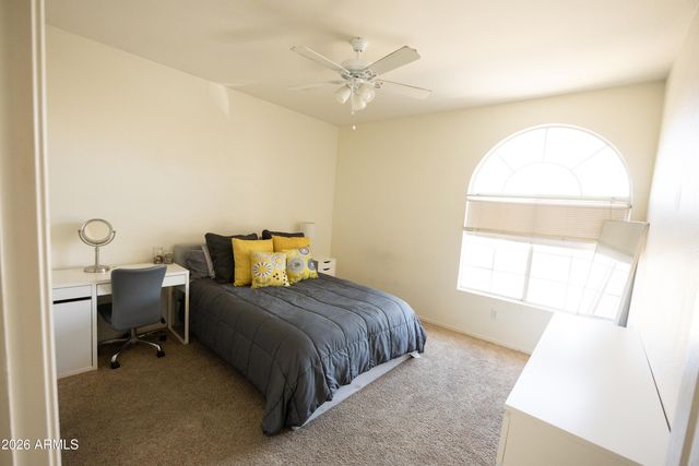 6738 W WAHALLA Lane, Glendale, AZ 85308