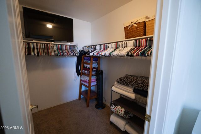 6738 W WAHALLA Lane, Glendale, AZ 85308