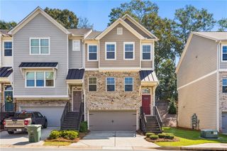 2513 Hedgeway Circle, Kennesaw, GA 30144
