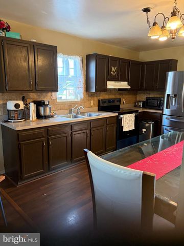 112 TILGHMAN ST, Salisbury, MD 21804