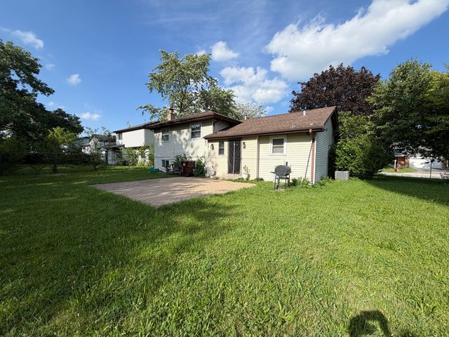 4912 Arquilla Drive, Richton Park, IL 60471