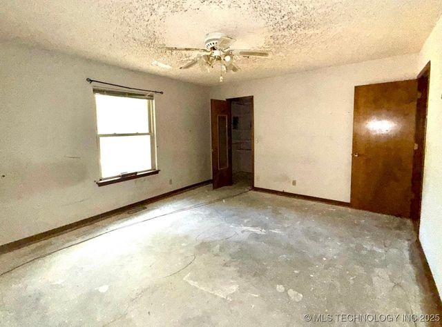 6529 S 110th Avenue E, Tulsa, OK 74133