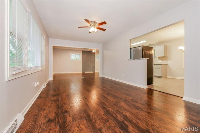 3702 E 106th Terrace, Kansas City, MO 64137