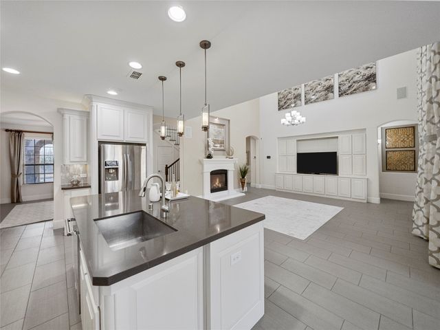 2805 Walnut Creek Lane, The Colony, TX 75056