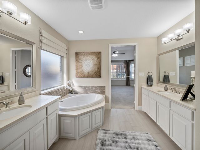 2805 Walnut Creek Lane, The Colony, TX 75056